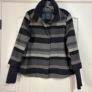 Prana Striped Lilly Wool Blend Jacket Sz Medium Funnel Neck Zip Front Wool Blend